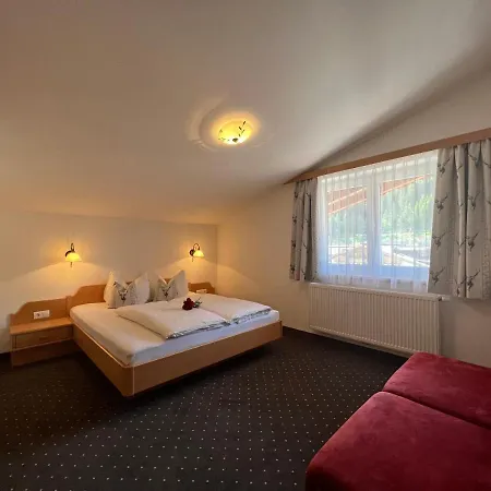 アパート Kofler ゲルロス